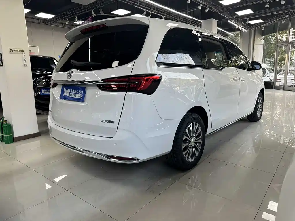 Buick GL8 2023 Land Business Class Comfort Type купить на сайте DeffCars
