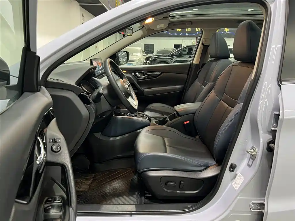 Qashqai 2025 Honor 2.0L CVT XV+ Leading Edition купить на сайте DeffCars