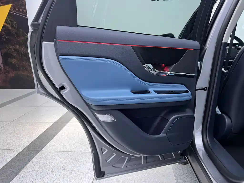 Adventurer 2024 1.5T two-wheel drive exclusive hybrid version купить на сайте DeffCars