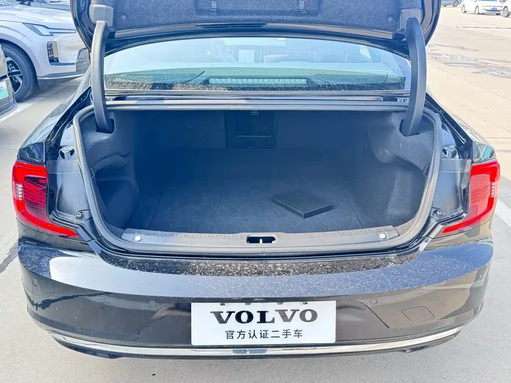 Volvo S90 2024款 B5 智逸豪华版 купить на сайте DeffCars
