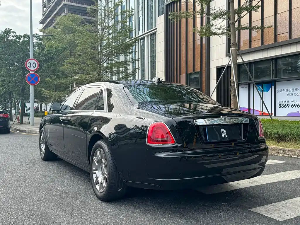 Ghost 2012 6.6T extended version купить на сайте DeffCars