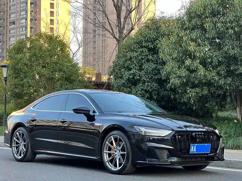 Audi A7L 2024 45TFSI quattro S-line vision type liquid crystal package купить на сайте DeffCars