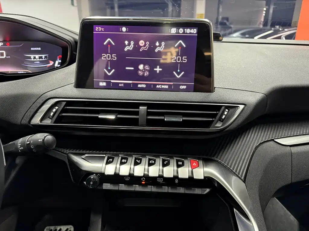 Peugeot 5008 2019 350THP 5-seater elite version купить на сайте DeffCars