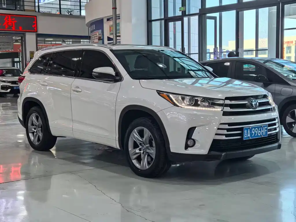 Highlander 2018 2.0T four-wheel drive luxury version, 7 seats, National VI купить на сайте DeffCars