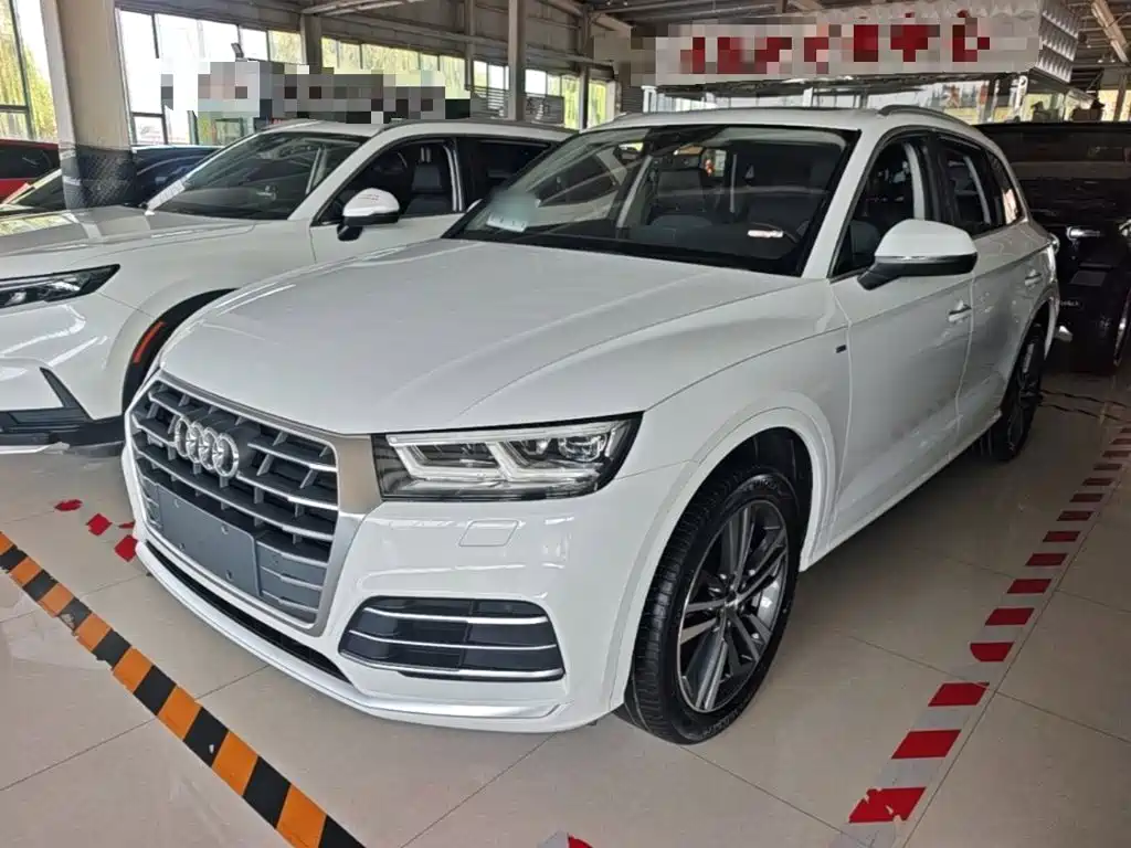 Audi Q5L 2020 facelift 40 TFSI enjoys fashionable style купить на сайте DeffCars