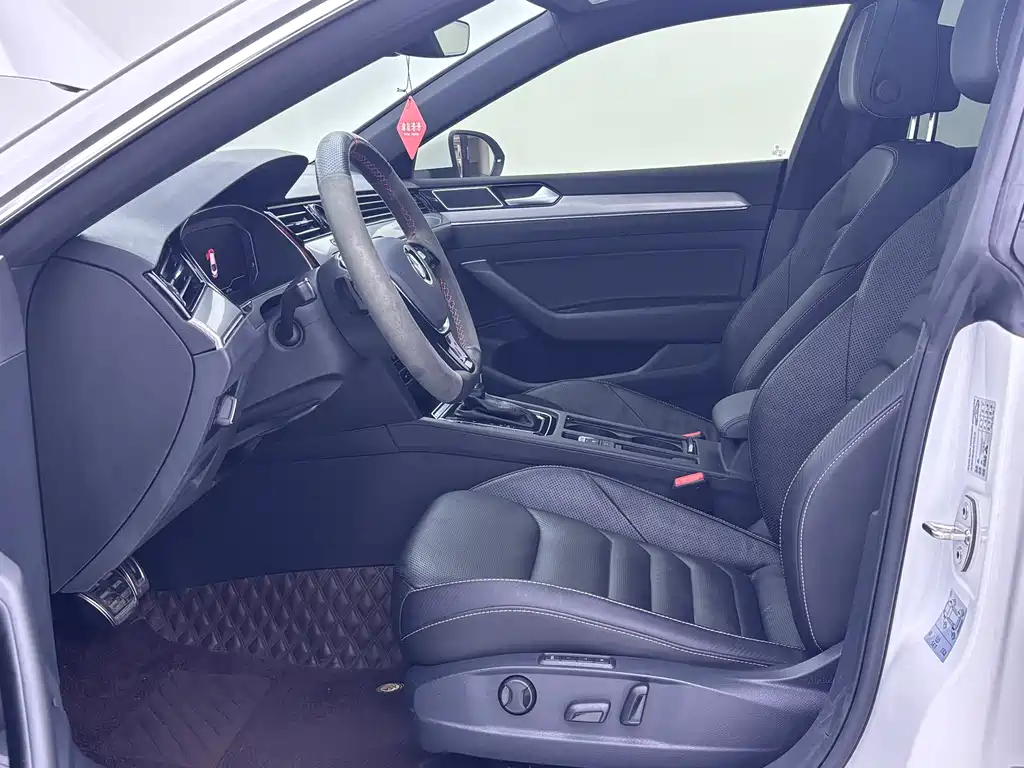 FAW-Volkswagen CC 2020 330TSI Charming Edition National VI купить на сайте DeffCars