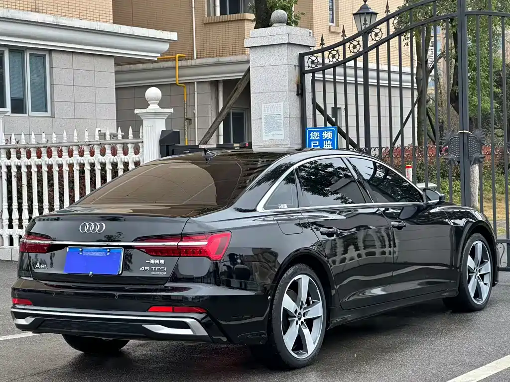 Audi A6L 2023 45 TFSI Premium Dynamic Model купить на сайте DeffCars