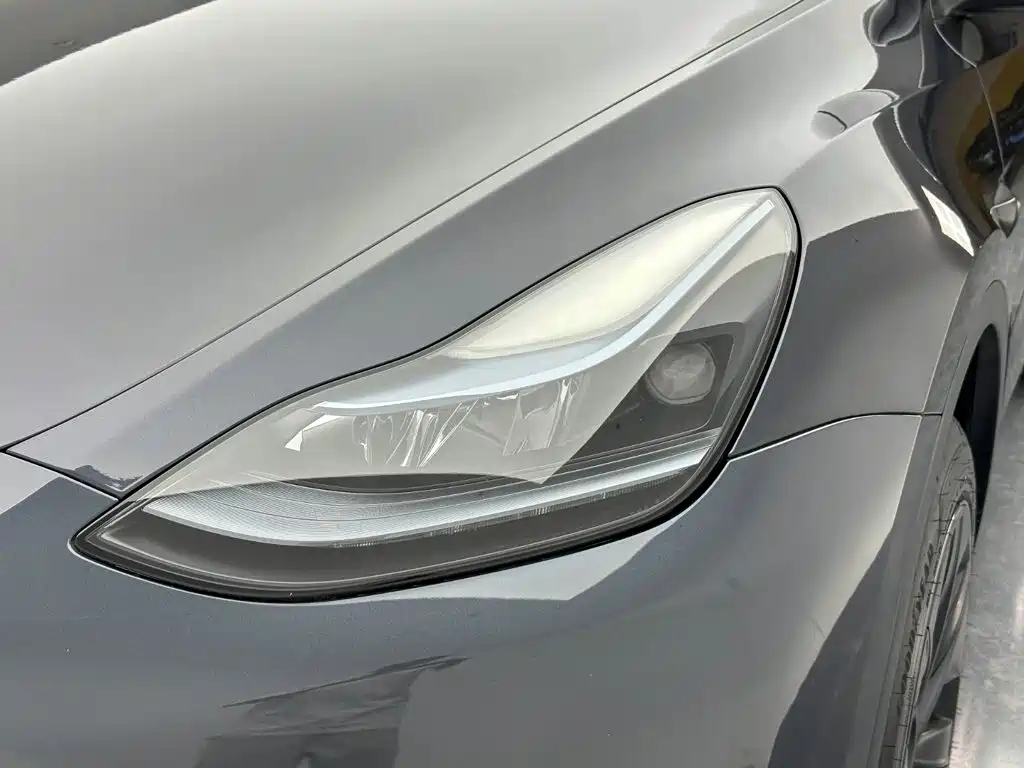 Model Y 2024 rear-wheel drive version купить на сайте DeffCars