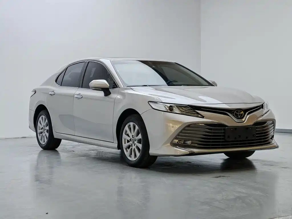 Camry 2019 2.0G Deluxe Edition National VI купить на сайте DeffCars