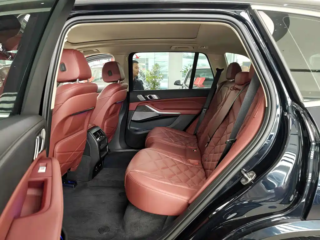 BMW X5 2022 xDrive 30Li Exclusive M Sports Package купить на сайте DeffCars
