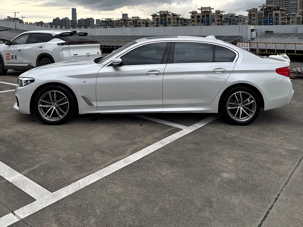 BMW 5 Series 2020 525Li M Sports Package купить на сайте DeffCars