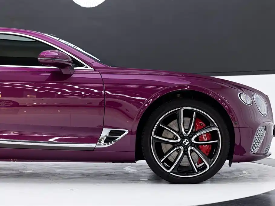 Continental 2022 4.0T GT V8 купить на сайте DeffCars