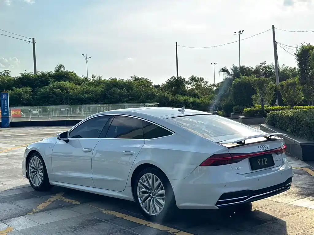 Audi A7 2020 45 TFSI Premium Selection купить на сайте DeffCars