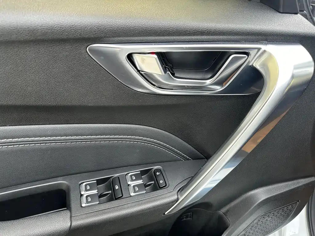 Vision X3 2021 PRO 1.5L CVT Premium Type купить на сайте DeffCars