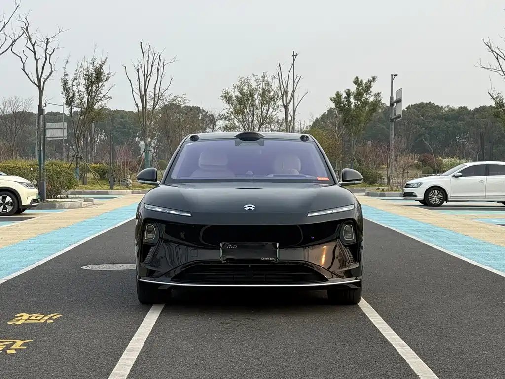 NIO ET9 2025 model 102kWh signature version купить на сайте DeffCars