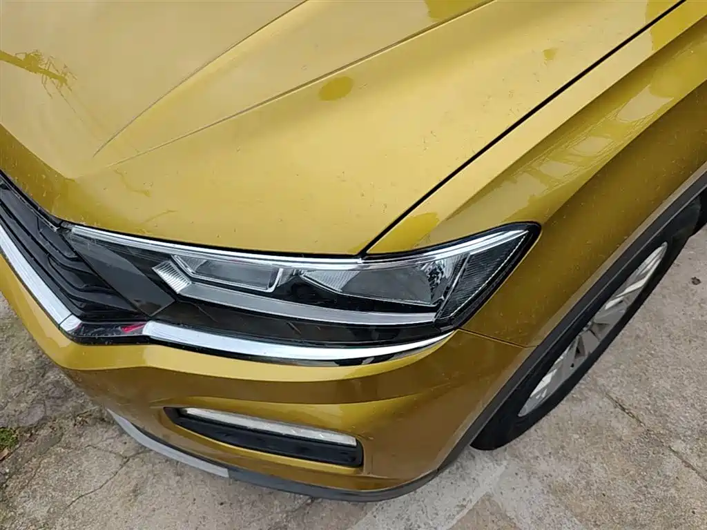 T-ROC 2018 model 230TSI DSG two-wheel drive fashion model National V купить на сайте DeffCars