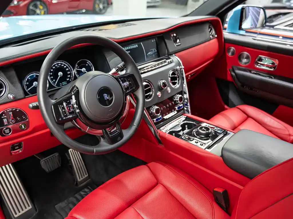 Cullinan 2018 four-seat version купить на сайте DeffCars