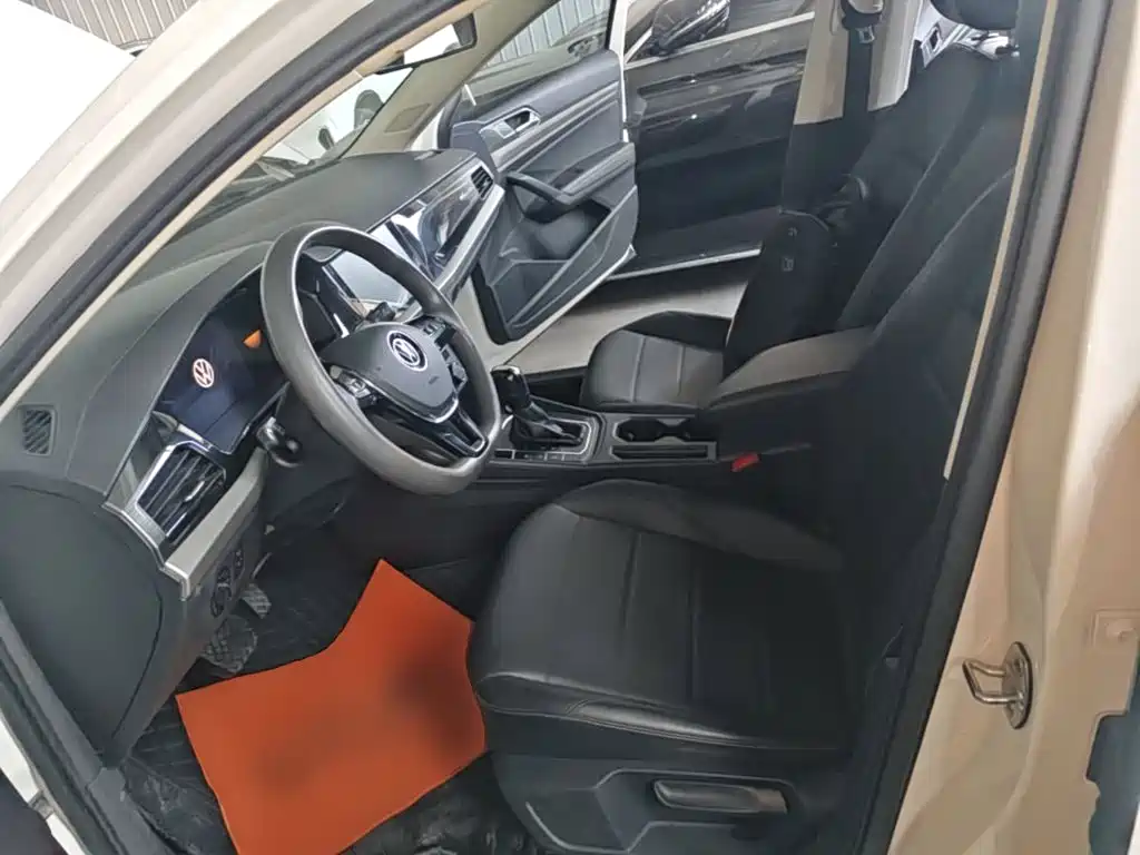 Lavida 2022 1.5L automatic comfort version купить на сайте DeffCars