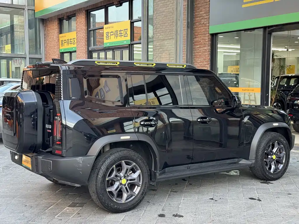 Jietu Traveler 2023 2.0T four-wheel drive crossover PRO+ купить на сайте DeffCars