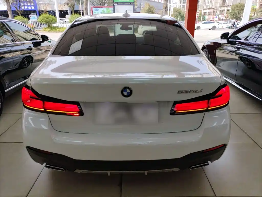 BMW 5 Series 2021 525Li M Sports Package купить на сайте DeffCars