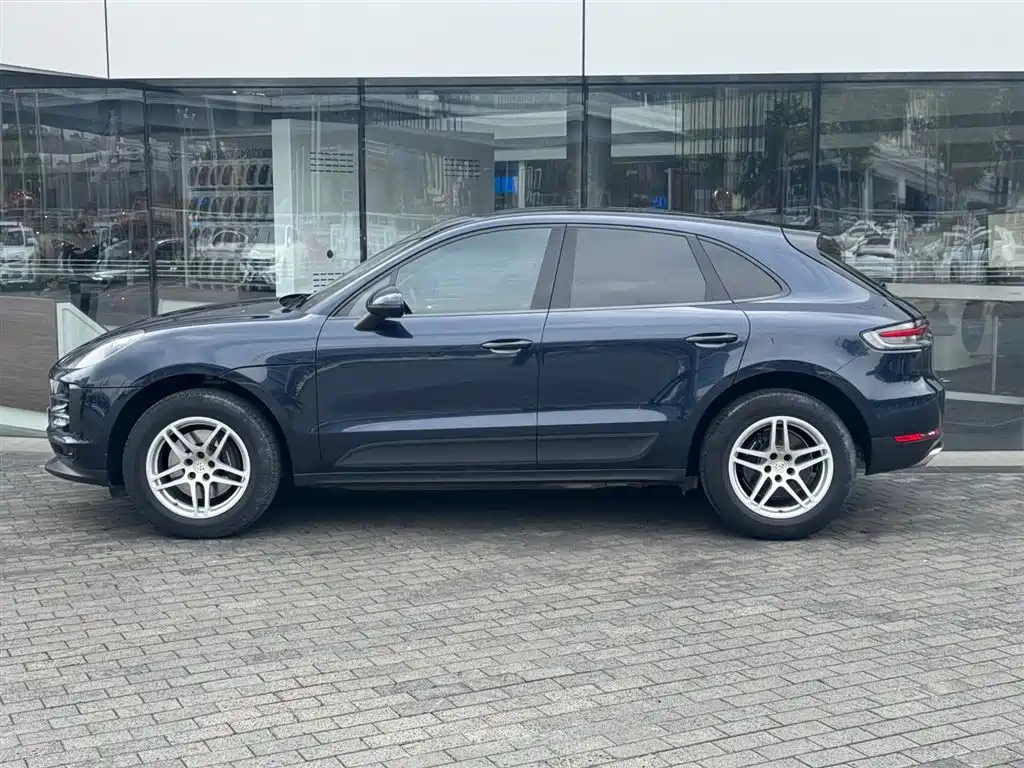 Macan 2020 Macan 2.0T купить на сайте DeffCars