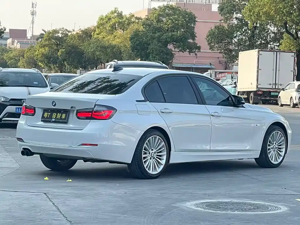 BMW 3 Series 2018 320Li Fashion Model купить на сайте DeffCars