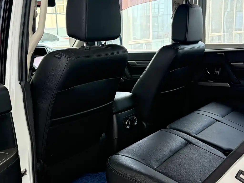 Pajero imported 2020 3.0L automatic premium version купить на сайте DeffCars