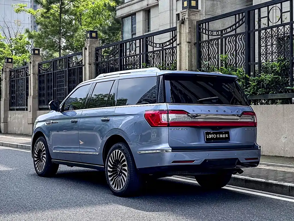 Navigator 2020 3.5T President Series купить на сайте DeffCars