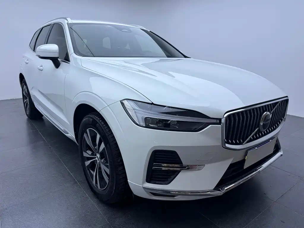 Volvo XC60 2022 B5 four-wheel drive Zhiyi Luxury Edition купить на сайте DeffCars