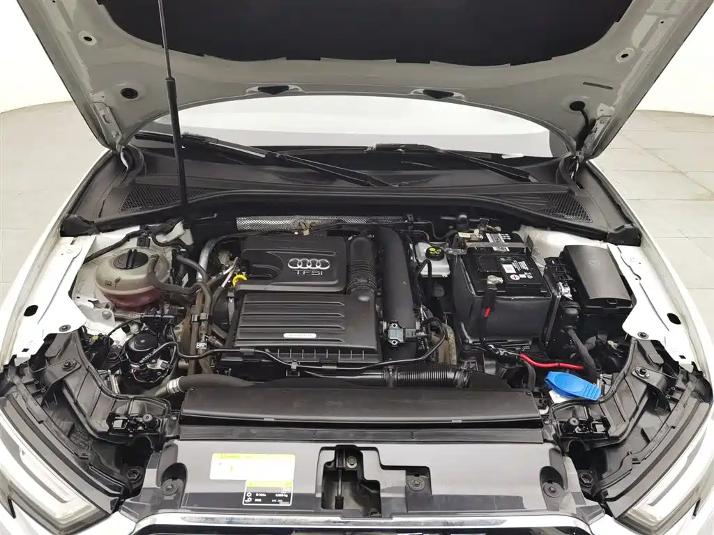 Audi A3 2019 Limousine 35 TFSI Fashion Type National VI купить на сайте DeffCars