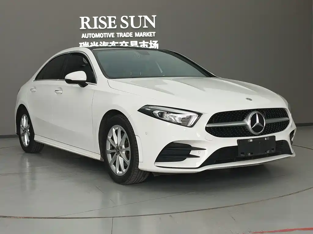 Mercedes-Benz A-Class 2021 A 200 L Sports Sedan Fashionable купить на сайте DeffCars