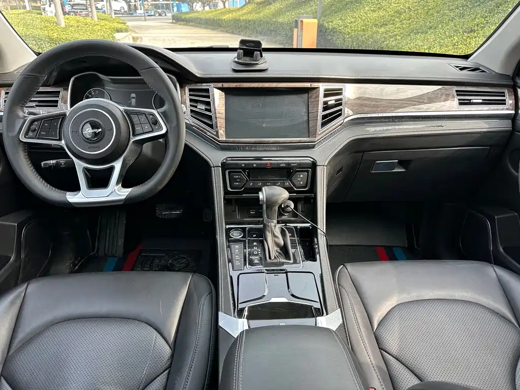 Damai X7 2017 1.8T DCT premium model купить на сайте DeffCars
