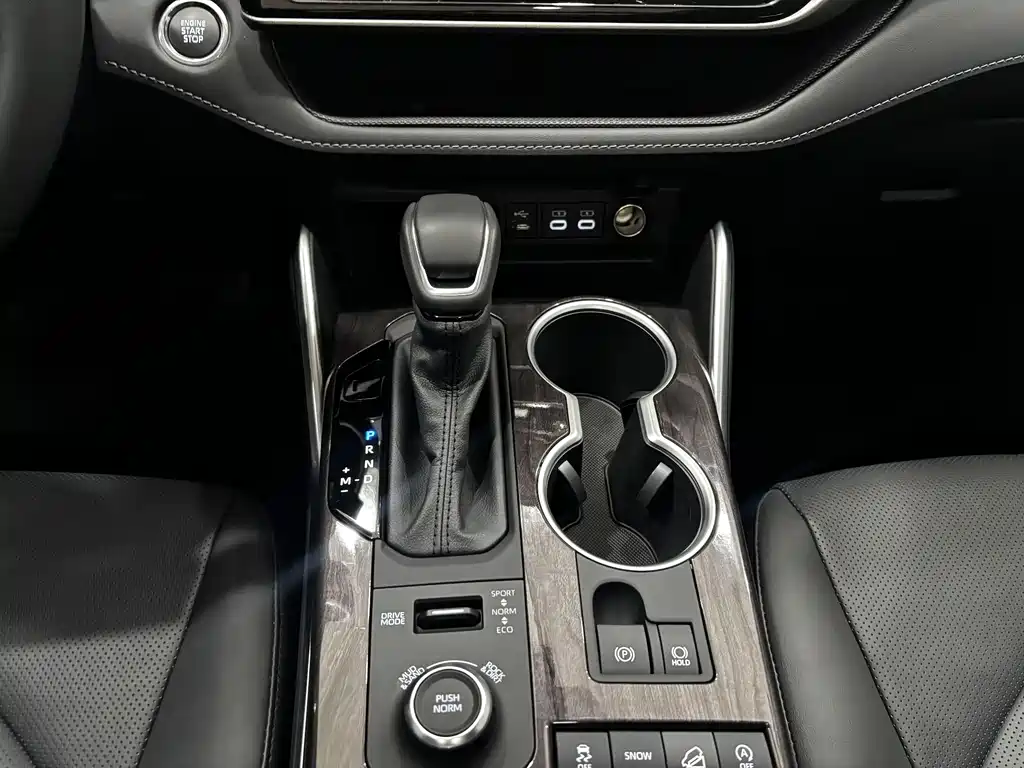 Highlander 2024 380T four-wheel drive premium version 7 seats купить на сайте DeffCars