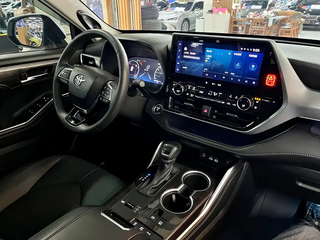 Highlander 2023 2.5L smart electric hybrid dual-engine four-wheel drive extreme version 7 seats купить на сайте DeffCars