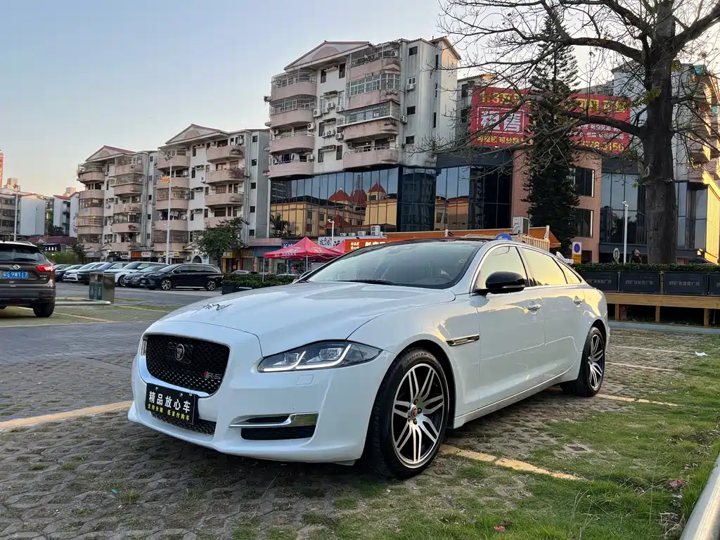 Jaguar XJ 2018 XJL 3.0 SC two-wheel drive elegant business version купить на сайте DeffCars