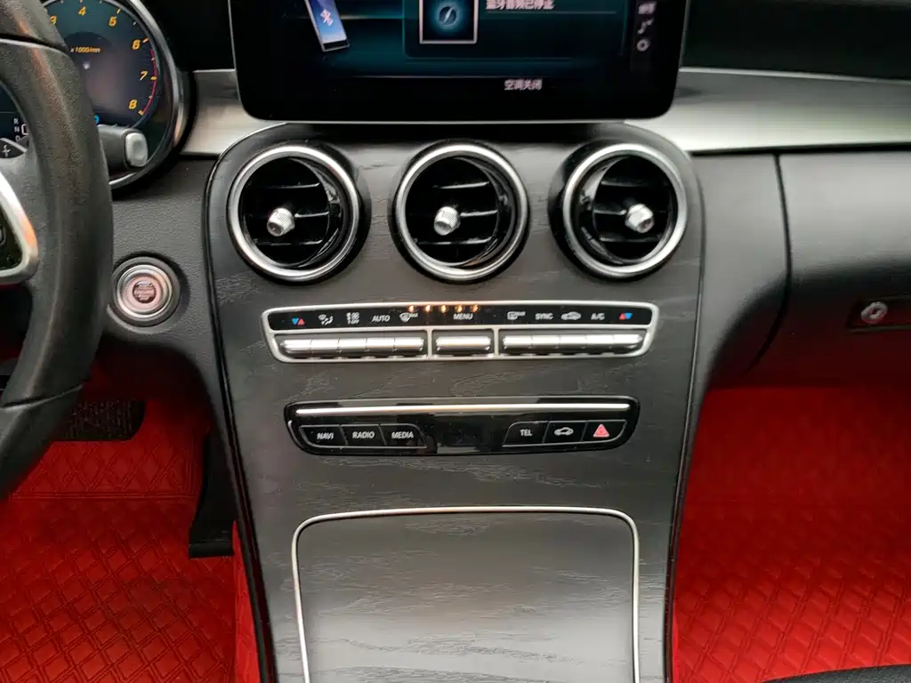 Mercedes-Benz C-Class 2019 facelift C 260 L sports version купить на сайте DeffCars