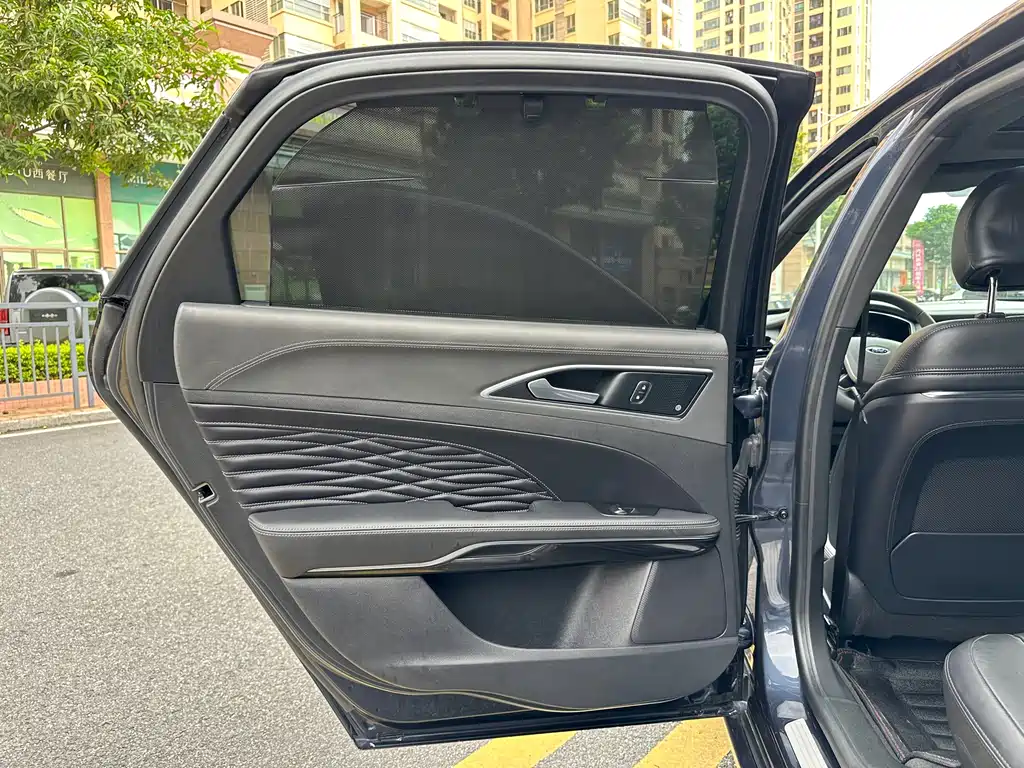 Taurus 2019 EcoBoost 245 Vignale Premium Edition купить на сайте DeffCars