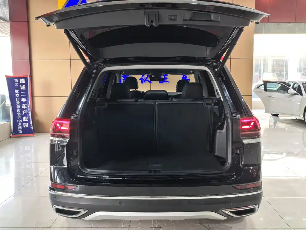 Touron 2022 380TSI four-wheel drive luxury version купить на сайте DeffCars