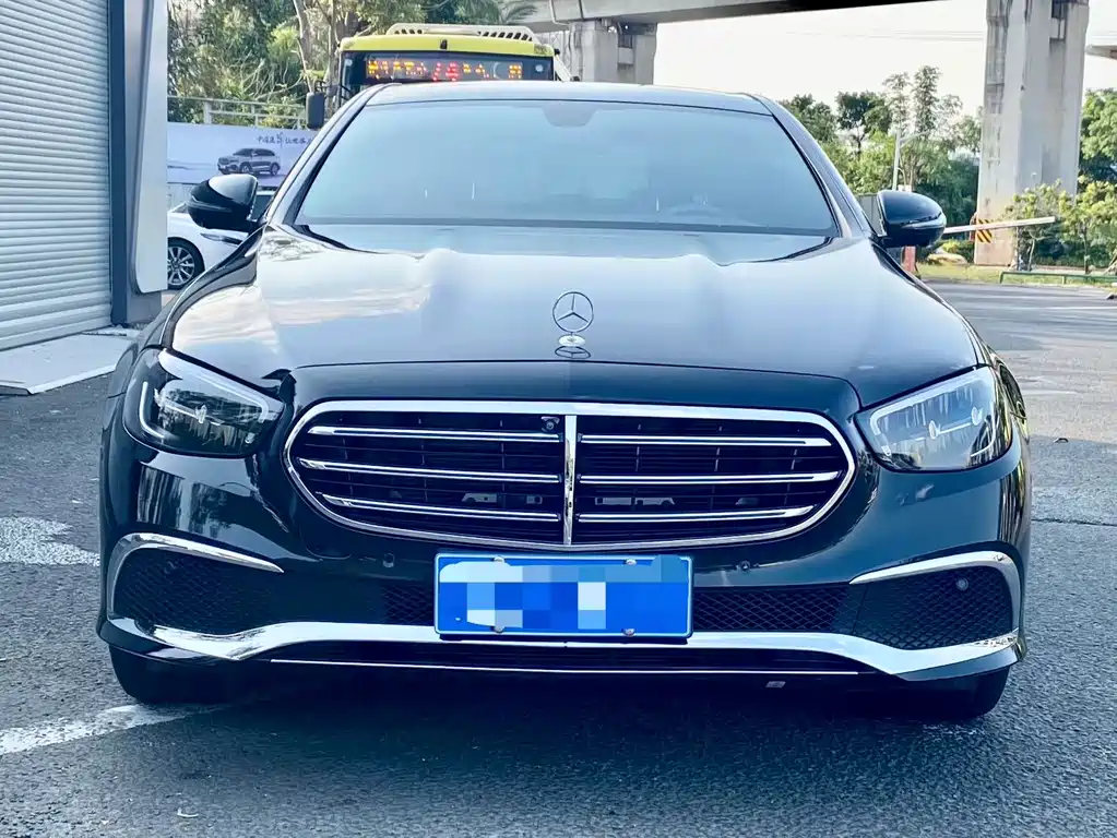 Mercedes-Benz E-Class 2023 E 300 L Luxury Model купить на сайте DeffCars