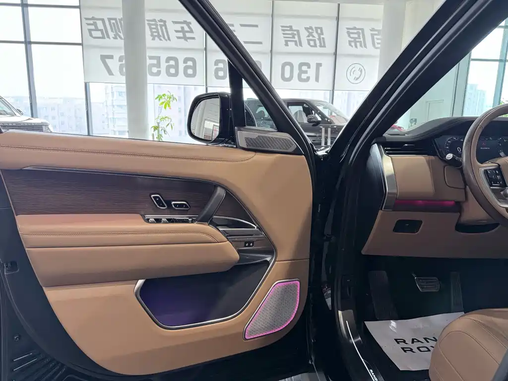 Range Rover 2024 3.0 L6 400PS Genesis Extended Edition купить на сайте DeffCars