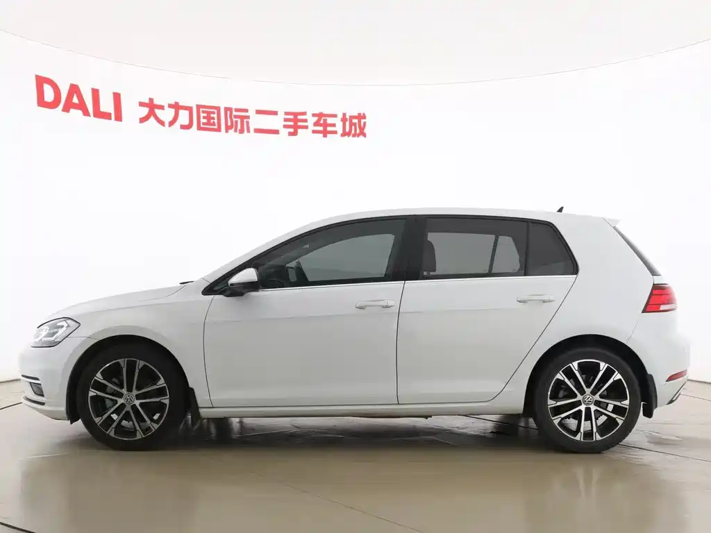 Golf 2019 280TSI DSG comfort model National VI купить на сайте DeffCars