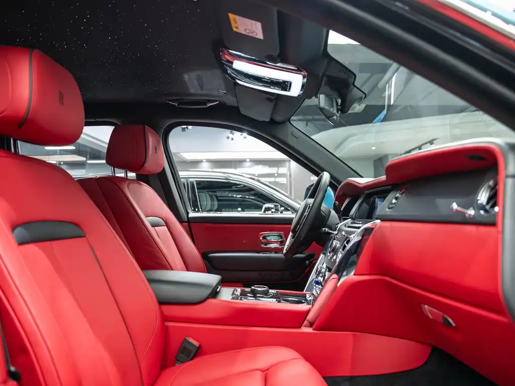 Cullinan 2018 four-seat version купить на сайте DeffCars