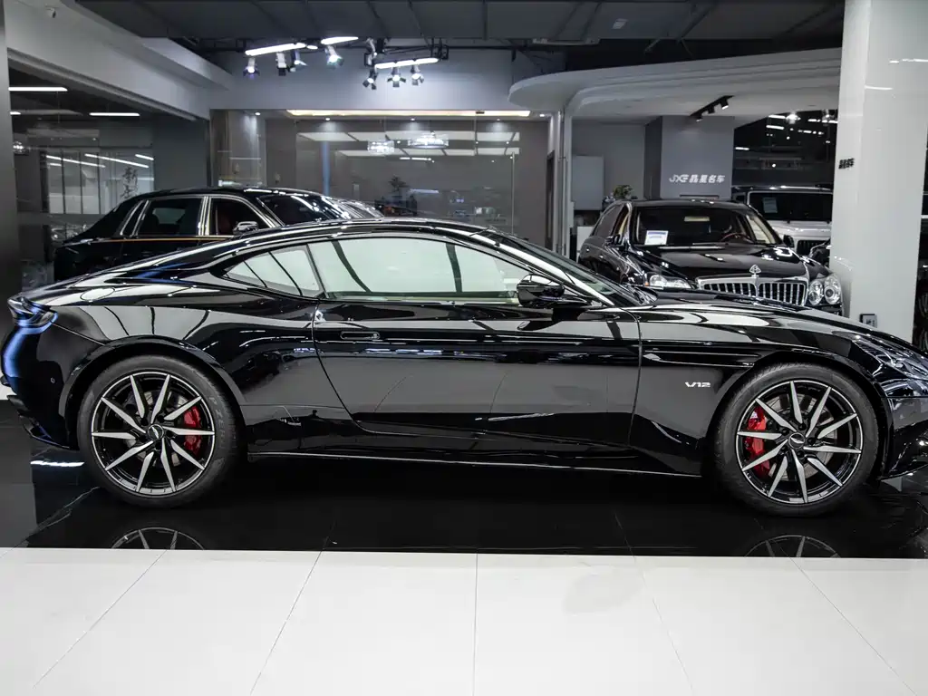 Aston Martin DB11 2019 4.0T V8 Coupe купить на сайте DeffCars