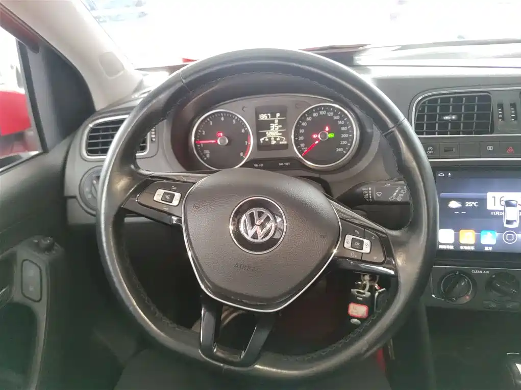 Polo 2018 1.5L automatic safety model купить на сайте DeffCars