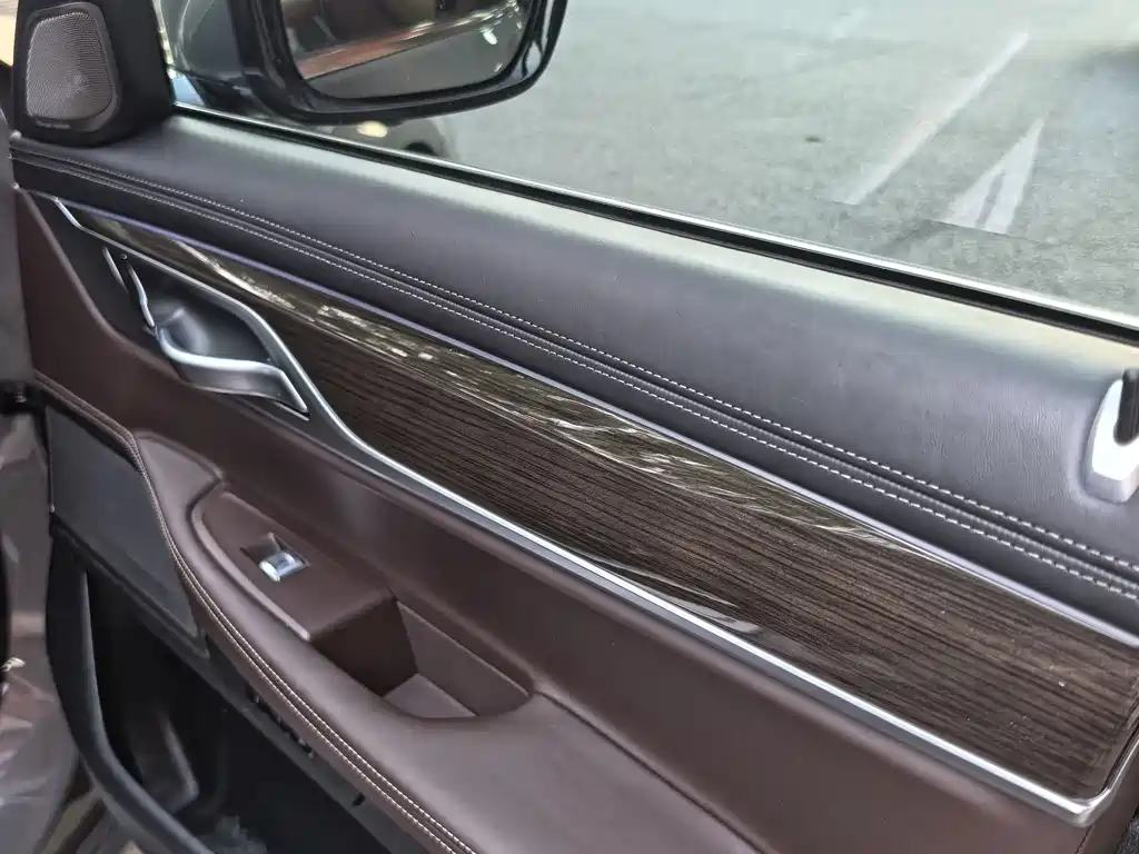 BMW 7 Series 2019 facelift 730Li luxury package купить на сайте DeffCars