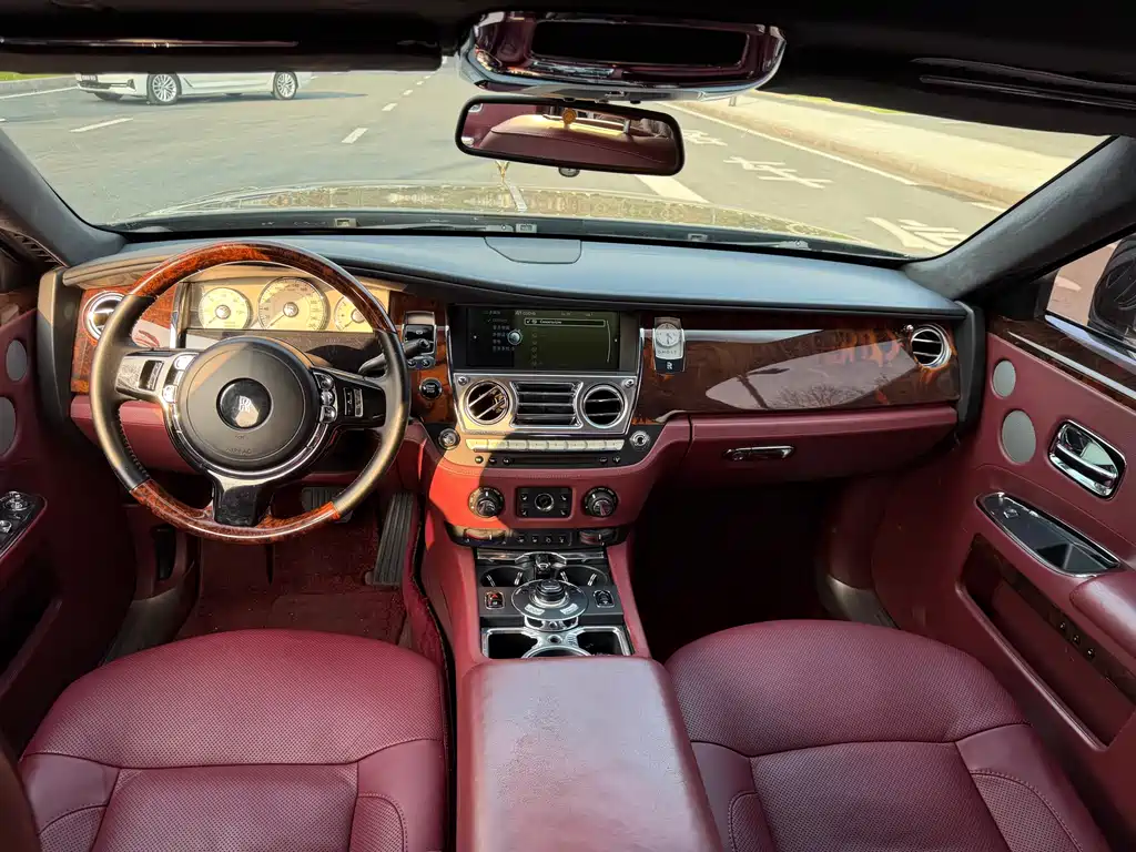 Ghost 2012 6.6T extended version купить на сайте DeffCars