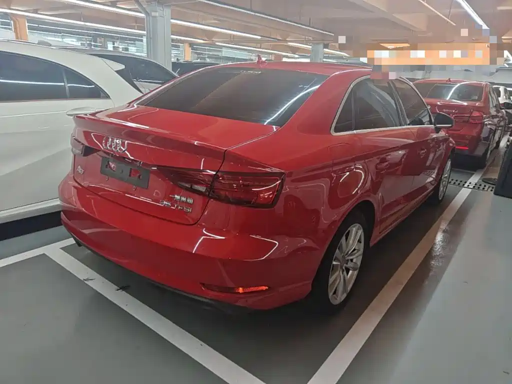 Audi A3 2018 30th Anniversary Edition Limousine 35 TFSI Enterprising купить на сайте DeffCars