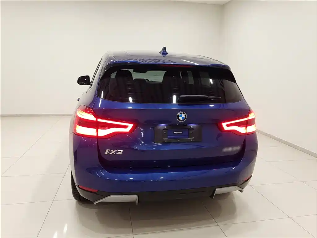 BMW iX3 2021 facelift leading model купить на сайте DeffCars