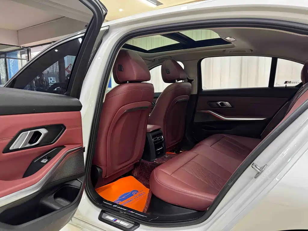 BMW 3 Series 2023 320Li M Sports Package купить на сайте DeffCars