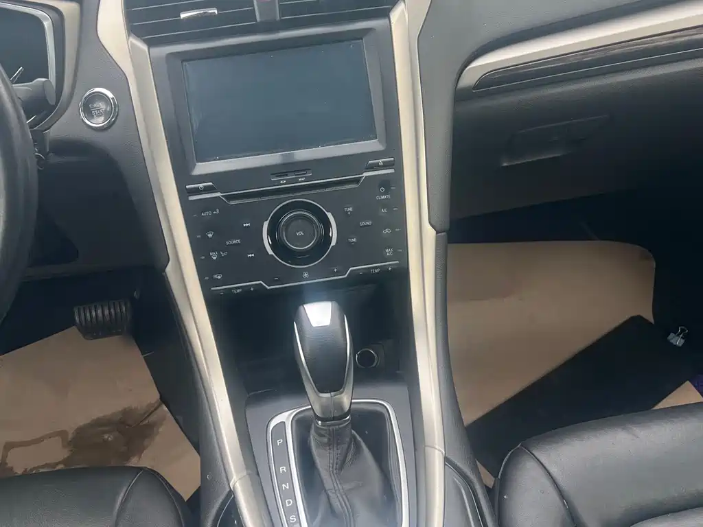 Mondeo 2013 2.0L GTDi200 Fashion Model купить на сайте DeffCars